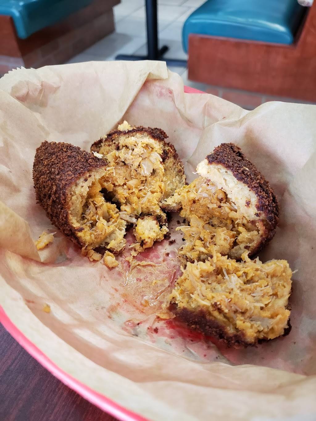 Apple Berries Restaurant | restaurant | 1701 S Alexander St Suite 108, Plant City, FL 33566, USA | 8137545600 OR +1 813-754-5600