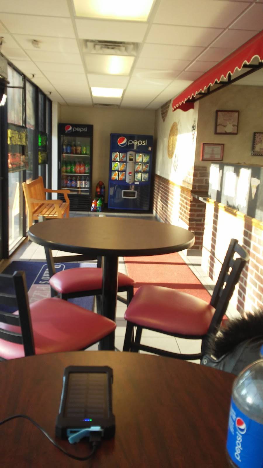 Benitos Pizza Royal Oak ???? Order Pizza Delivery Online | meal delivery | 1700 Rochester Rd, Royal Oak, MI 48067, USA | 2487445555 OR +1 248-744-5555