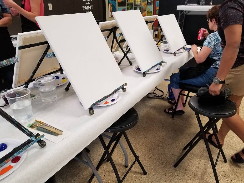 Wine & Canvas - Minneapolis | restaurant | 2900 Pentagon Dr, Minneapolis, MN 55418, USA | 6127123412 OR +1 612-712-3412