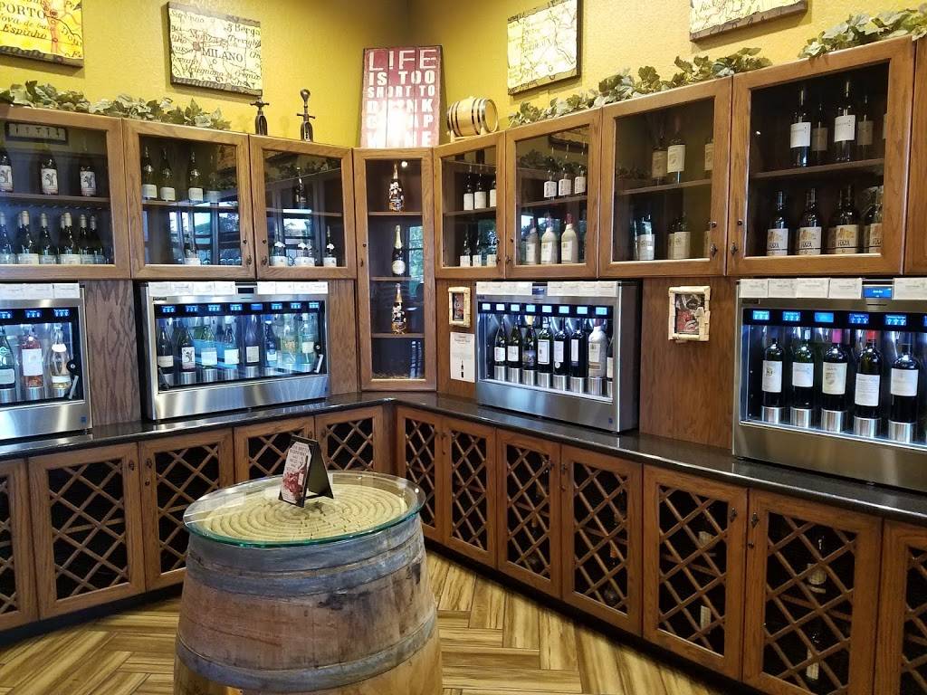 DeVine Wine & Grill | restaurant | 15 Alafaya Woods Blvd #117, Oviedo, FL 32765, USA | 4073595016 OR +1 407-359-5016