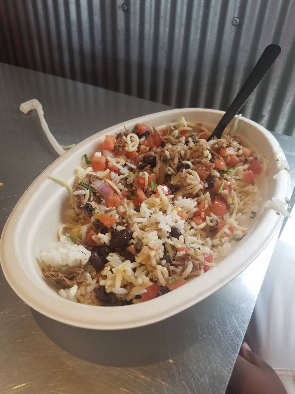 Chipotle Mexican Grill | restaurant | 2921 Providence Rd Ste 100, Charlotte, NC 28211, USA | 7043667280 OR +1 704-366-7280