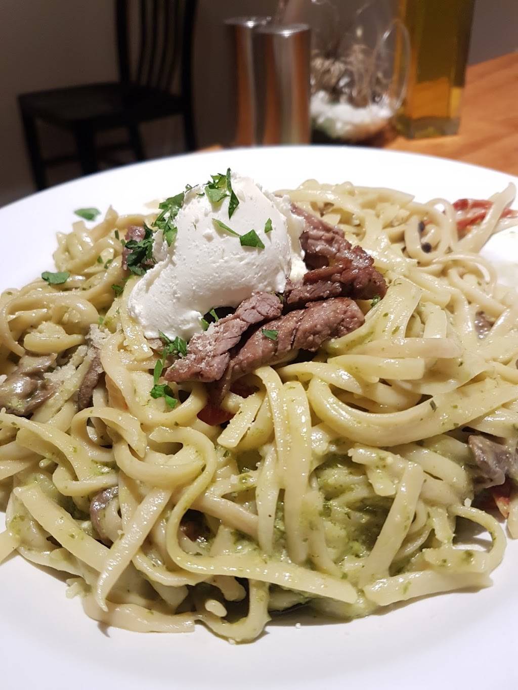 Chatos Pasta House | restaurant | 1165 W 18th St, Chicago, IL 60608, USA | 3129292655 OR +1 312-929-2655