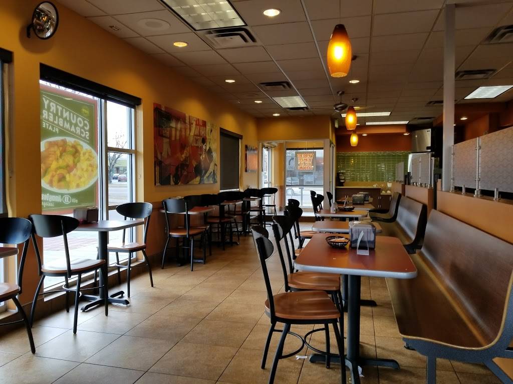 Jack in the Box | restaurant | 2020 S Federal Blvd, Denver, CO 80219, USA | 3039344435 OR +1 303-934-4435
