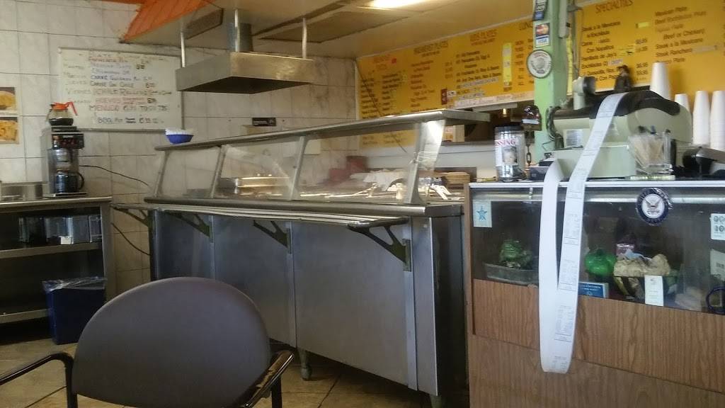 Jays Cafeteria | restaurant | 5432 Enrique M. Barrera Pkwy, San Antonio, TX 78227, USA | 2104350307 OR +1 210-435-0307