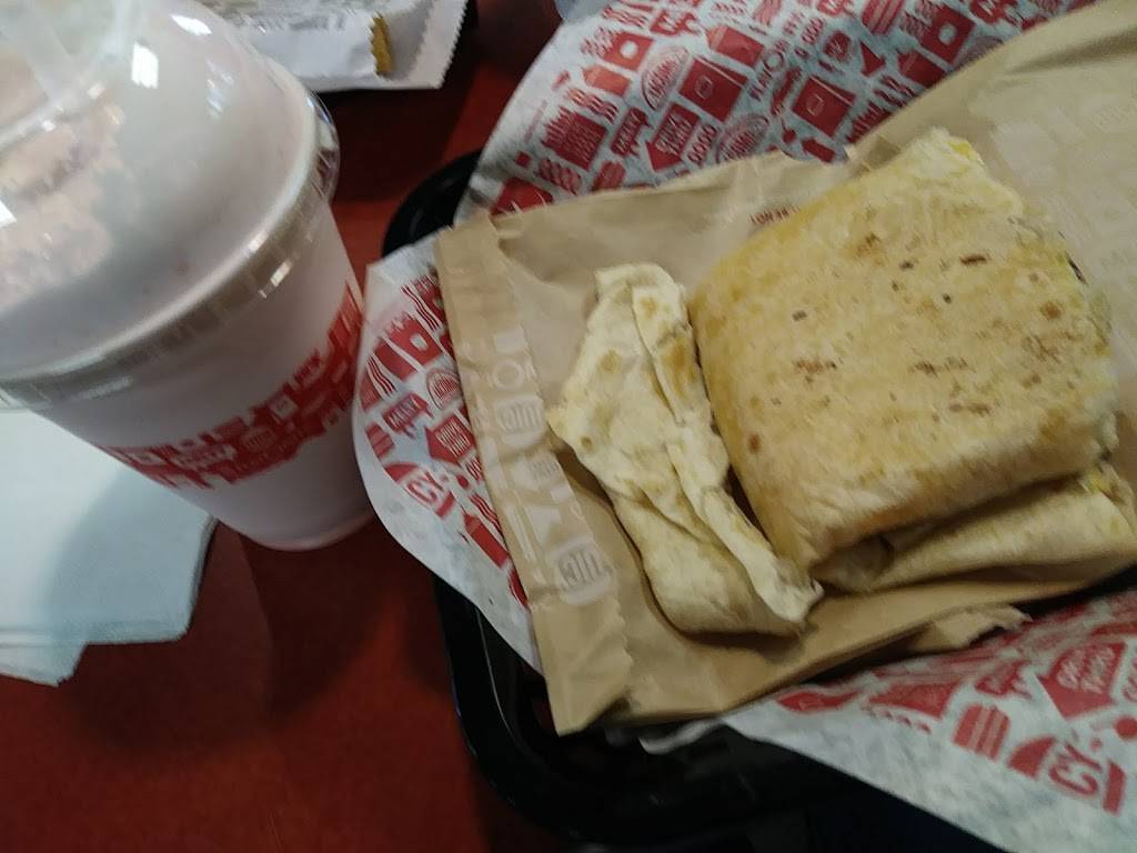 Jack in the Box | restaurant | 250 N Avondale Blvd, Avondale, AZ 85323, USA | 6239322058 OR +1 623-932-2058