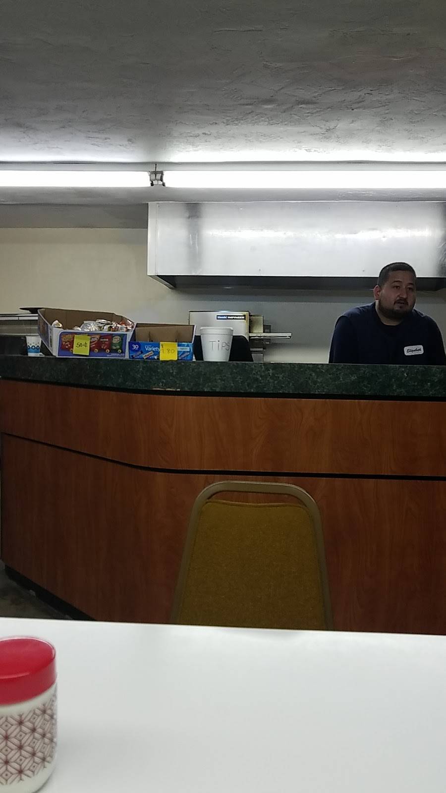 NINAS PIZZERIA | restaurant | Porterville, CA 93257, USA | 5599207390 OR +1 559-920-7390