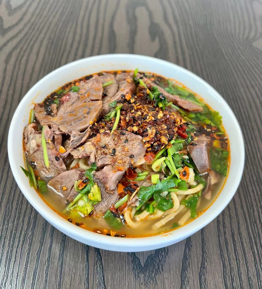 Zoe’s Noodle House | meal takeaway | 1530 W 6th St, Lawrence, KS 66044, USA | 7858560369 OR +1 785-856-0369