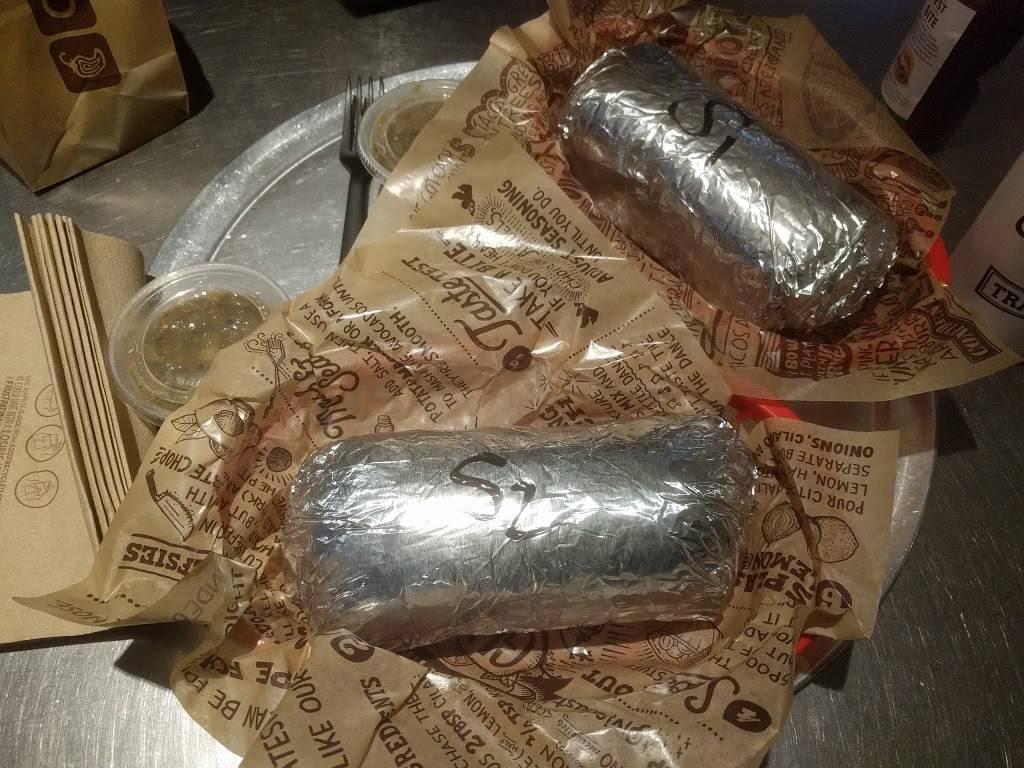 Chipotle Mexican Grill | restaurant | 227 E St Ste 1, Davis, CA 95616, USA | 5307583599 OR +1 530-758-3599