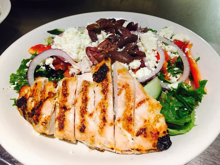 Boston Pizza | restaurant | 521 W Hunt Club Rd, Nepean, ON K2G 5W5, Canada | 6132263374 OR +1 613-226-3374