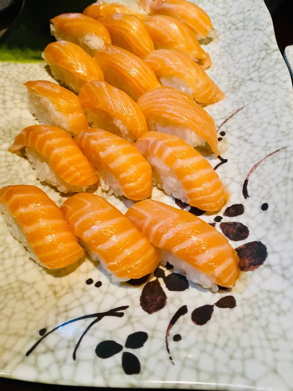 Takara Sushi | restaurant | 3505 Vicksburg Ln N, Plymouth, MN 55447, USA | 7635598080 OR +1 763-559-8080