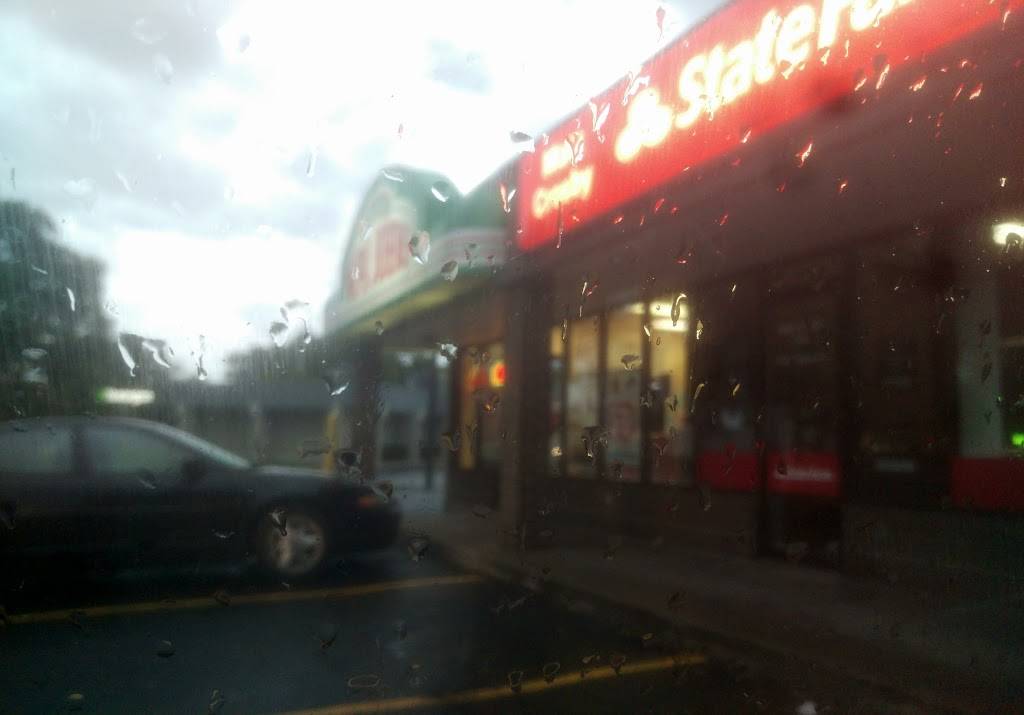 Papa Johns Pizza | restaurant | 1771 E Apple Ave, Muskegon, MI 49442, USA | 2317777272 OR +1 231-777-7272