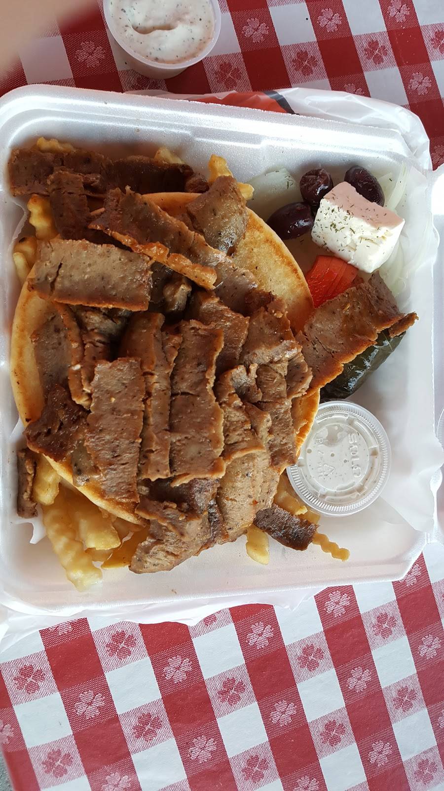 Mandinos | restaurant | 406 N Lake Ave, Twin Lakes, WI 53181, USA | 2628773647 OR +1 262-877-3647