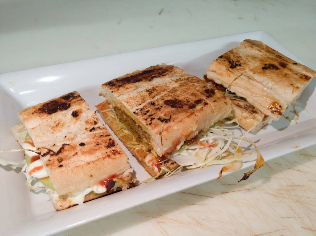 La Plasita Restaurant | restaurant | 7700 N Florida Ave, Tampa, FL 33604, USA | 8132310311 OR +1 813-231-0311