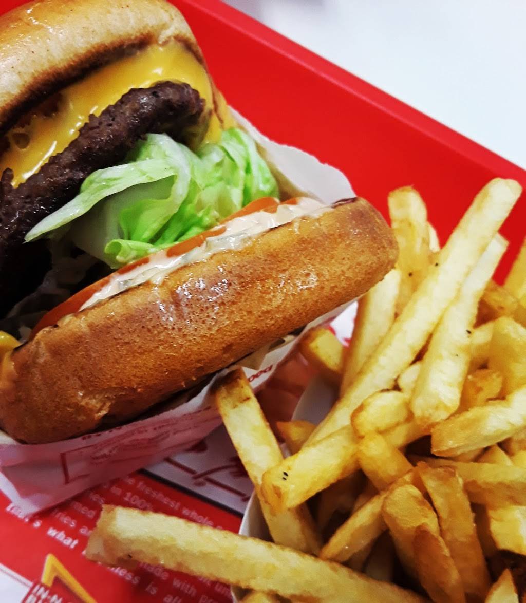 In-N-Out Burger | restaurant | 4550 Delta Gateway B, Pittsburg, CA 94565, USA | 8007861000 OR +1 800-786-1000