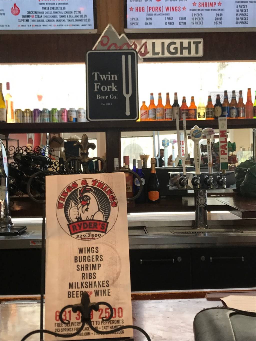 Ryders Wings & Things | restaurant | 283 Springs Fireplace Rd, East Hampton, NY 11937, USA | 6313292500 OR +1 631-329-2500