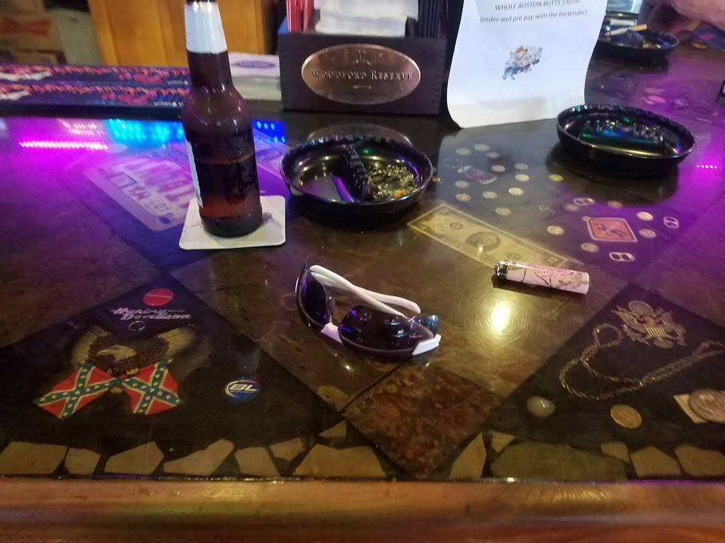 Skullys Saloon | restaurant | 333 Swinging Bridge Rd, Old Hickory, TN 37138, USA | 6158473585 OR +1 615-847-3585