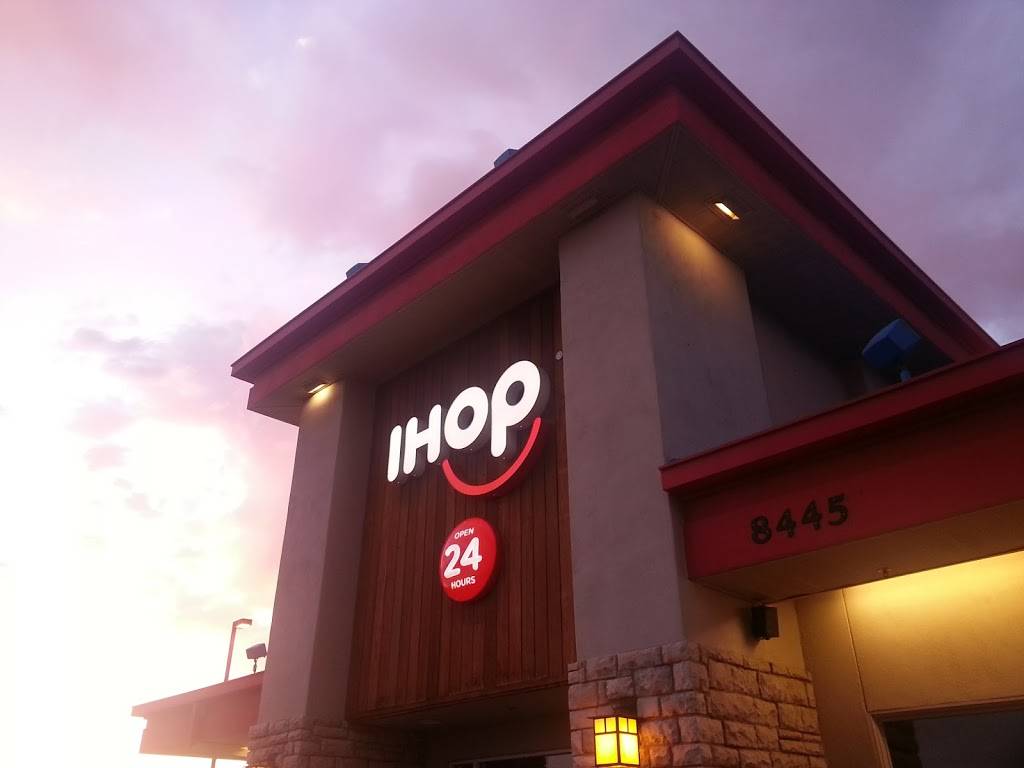 IHOP | restaurant | 8445 N Cerius Stra, Tucson, AZ 85742, USA | 5207441316 OR +1 520-744-1316