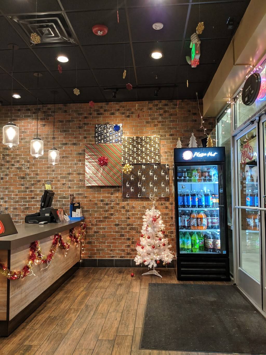 Pizza Hut | restaurant | 1167 W El Camino Real # 109, Sunnyvale, CA 94087, USA | 6509688100 OR +1 650-968-8100