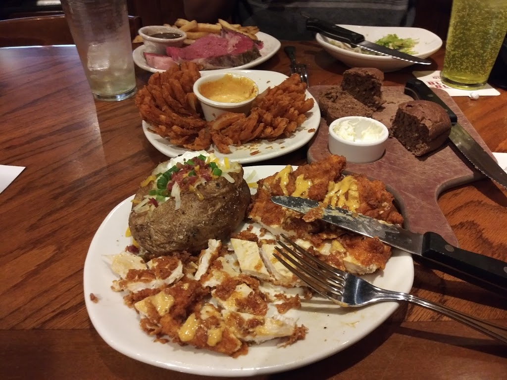 Outback Steakhouse | meal takeaway | 2411 S Carolyn Ave, Sioux Falls, SD 57106, USA | 6053627266 OR +1 605-362-7266