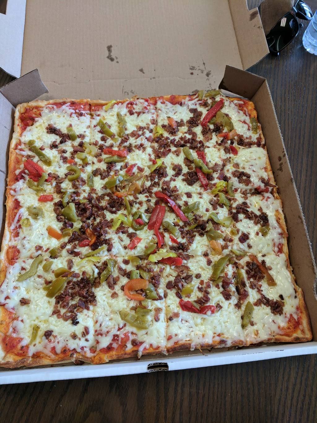 DiCarlos Pizza | restaurant | 66665 Belmont Morristown Rd, Belmont, OH 43718, USA | 7407820079 OR +1 740-782-0079