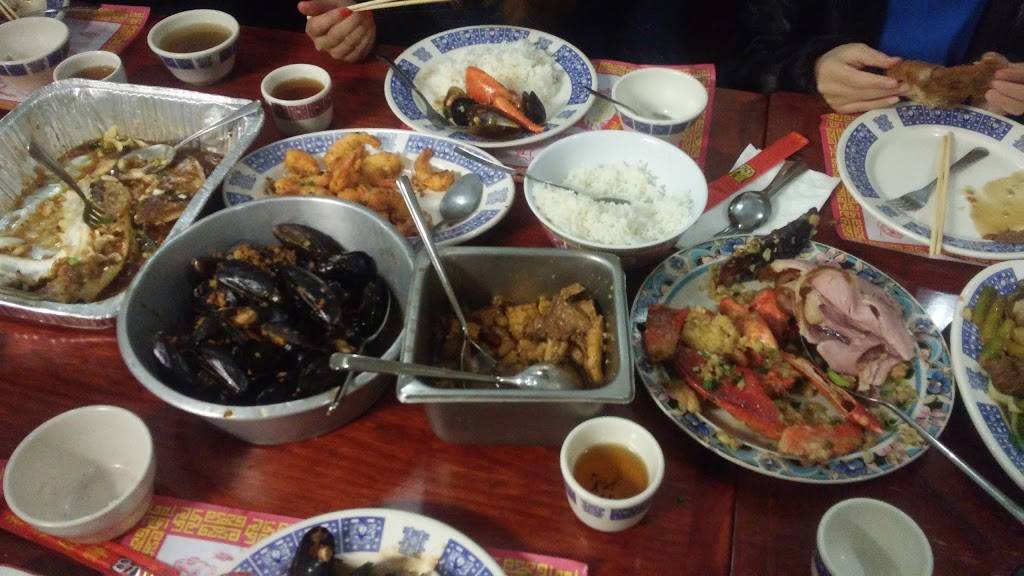 Chins Place | restaurant | 474 W Market St, Akron, OH 44303, USA | 3304341998 OR +1 330-434-1998