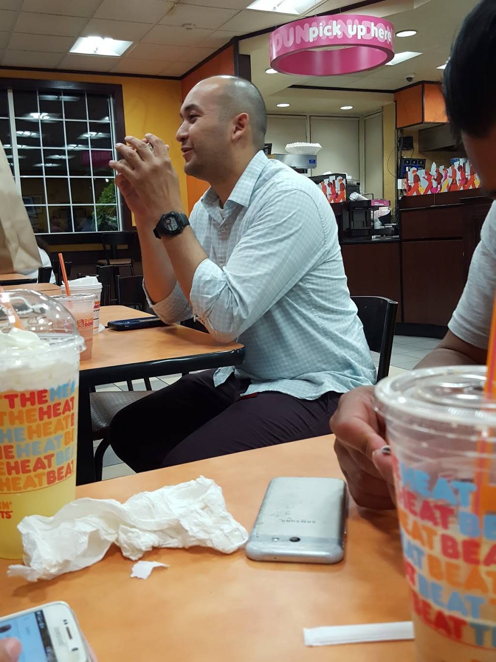 Dunkin | bakery | 900 Cranston St, Cranston, RI 02920, USA | 4019449844 OR +1 401-944-9844