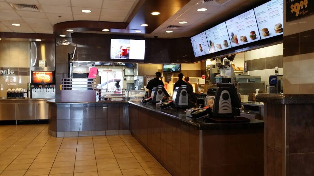 McDonalds | cafe | 3021 S Val Vista Dr, Gilbert, AZ 85296, USA | 4807229376 OR +1 480-722-9376