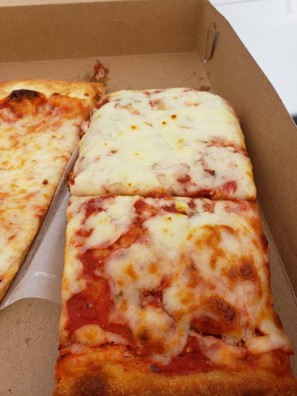 Marios Pizza | restaurant | 42 Beauchamp Rd, Elkton, MD 21921, USA | 4103923111 OR +1 410-392-3111