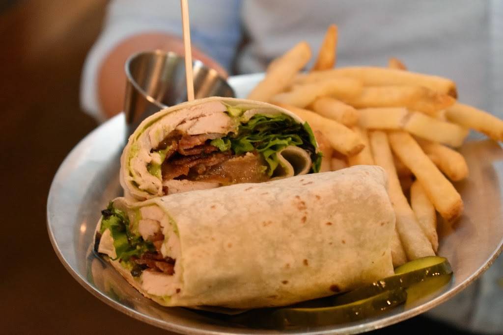 StormBreaker Brewing St. Johns | restaurant | 8409 N Lombard St, Portland, OR 97203, USA | 9712551481 OR +1 971-255-1481