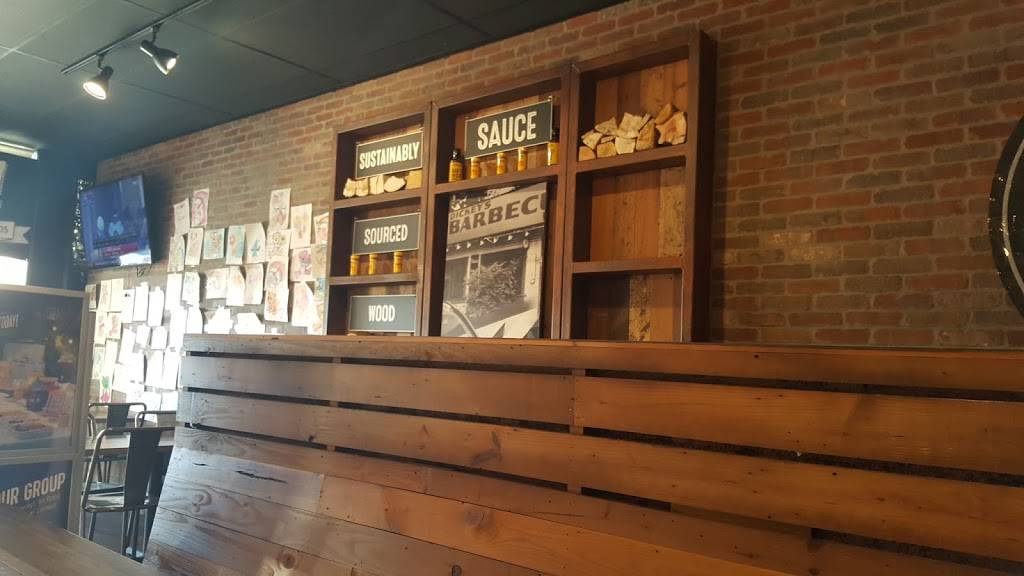 Dickeys Barbecue Pit | restaurant | 1950 Ximeno Ave, Long Beach, CA 90815, USA | 5624946666 OR +1 562-494-6666