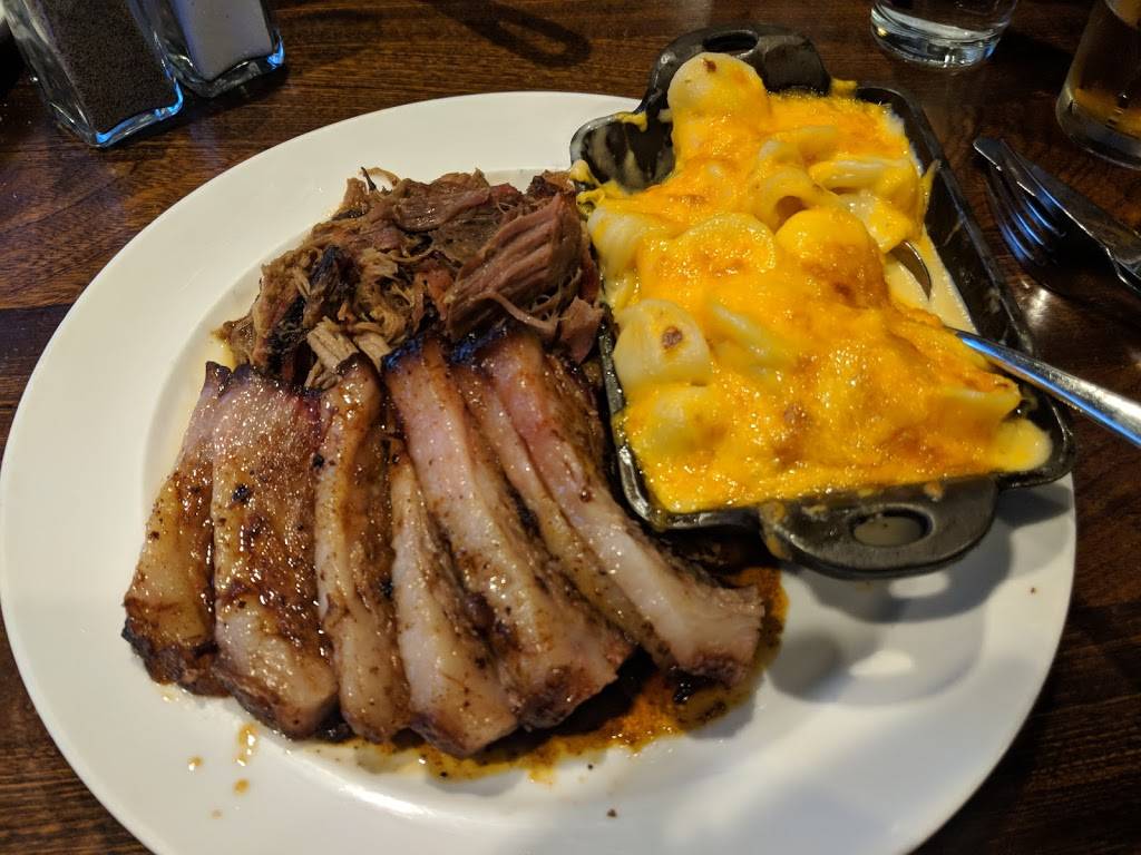 Catalina Barbeque Co. & Sports Bar | restaurant | 3800 W Starr Pass Blvd, Tucson, AZ 85745, USA | 5206700444 OR +1 520-670-0444