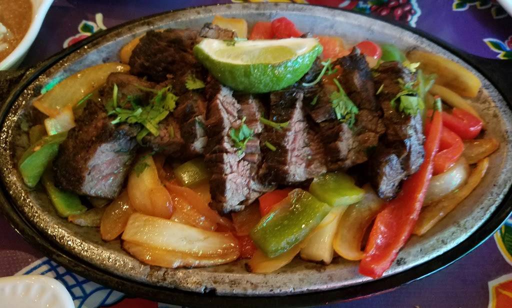 Mama Iguanas | restaurant | 274 Main St, Northampton, MA 01060, USA | 4135860400 OR +1 413-586-0400