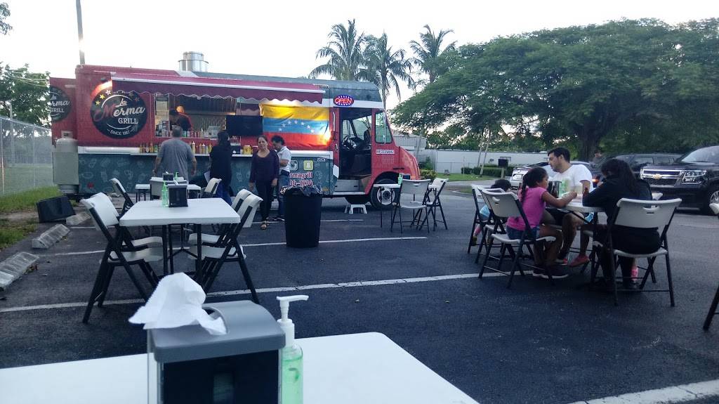 LA MERMA GRILL | restaurant | 12515 SW 72nd St, Miami, FL 33183, USA | 7868064871 OR +1 786-806-4871