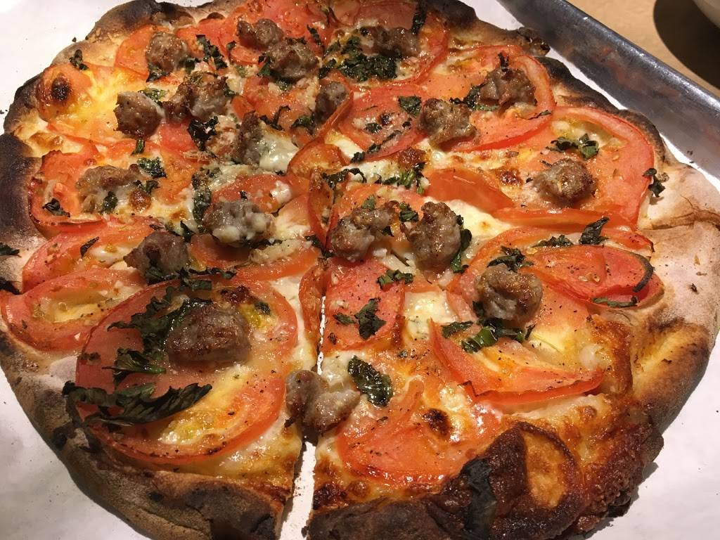 Tomatoes APizza | restaurant | 29275 W 14 Mile Rd, Farmington Hills, MI 48334, USA | 2488553555 OR +1 248-855-3555