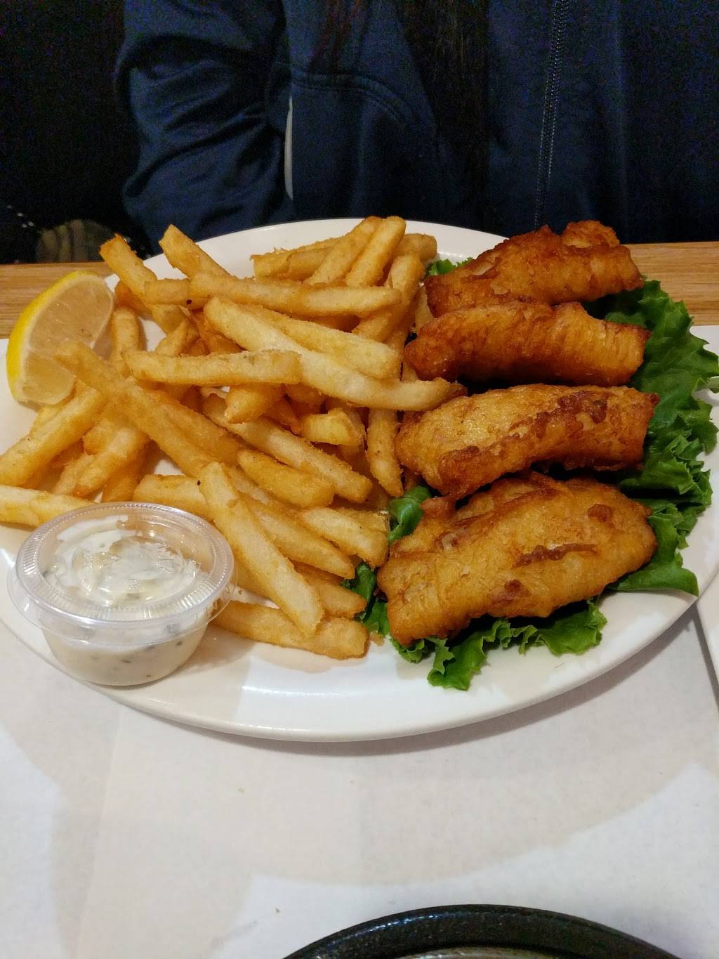 Auroras Family Restaurant | restaurant | 41830 Hayes Rd, Clinton Twp, MI 48038, USA | 5868555040 OR +1 586-855-5040