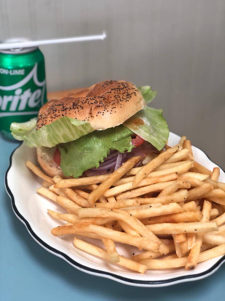 Vale Pizza (ex-Phils Pizza) | restaurant | 67 E Mill Rd, Long Valley, NJ 07853, USA | 9088764415 OR +1 908-876-4415