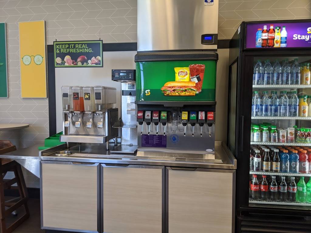 Subway | meal takeaway | 576 UT-138 Space 120, Stansbury Park, UT 84074, USA | 4358437445 OR +1 435-843-7445