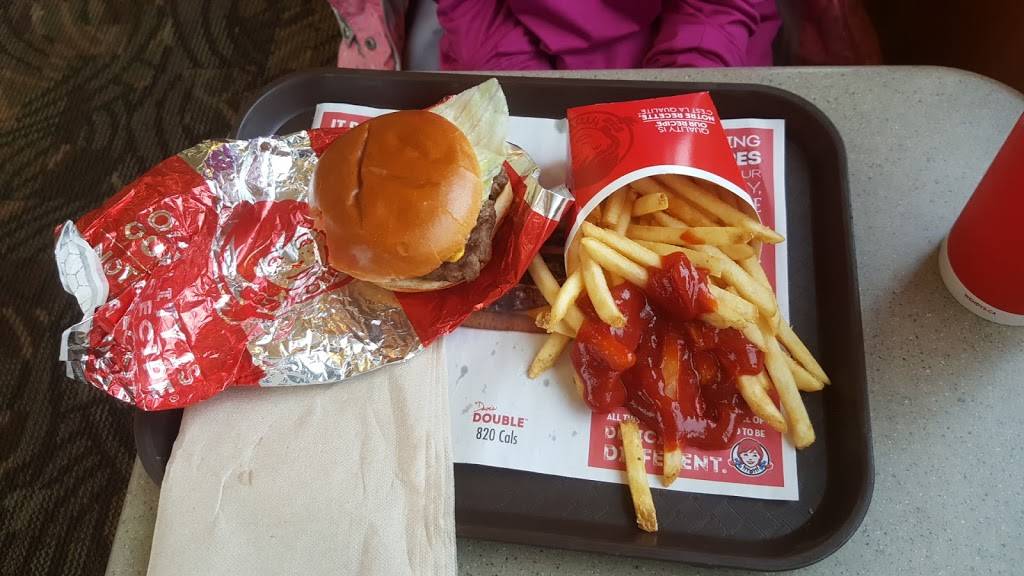 Wendys | restaurant | 6449 Erin Mills Pkwy, Mississauga, ON L5N 4H4, Canada | 9058196787 OR +1 905-819-6787