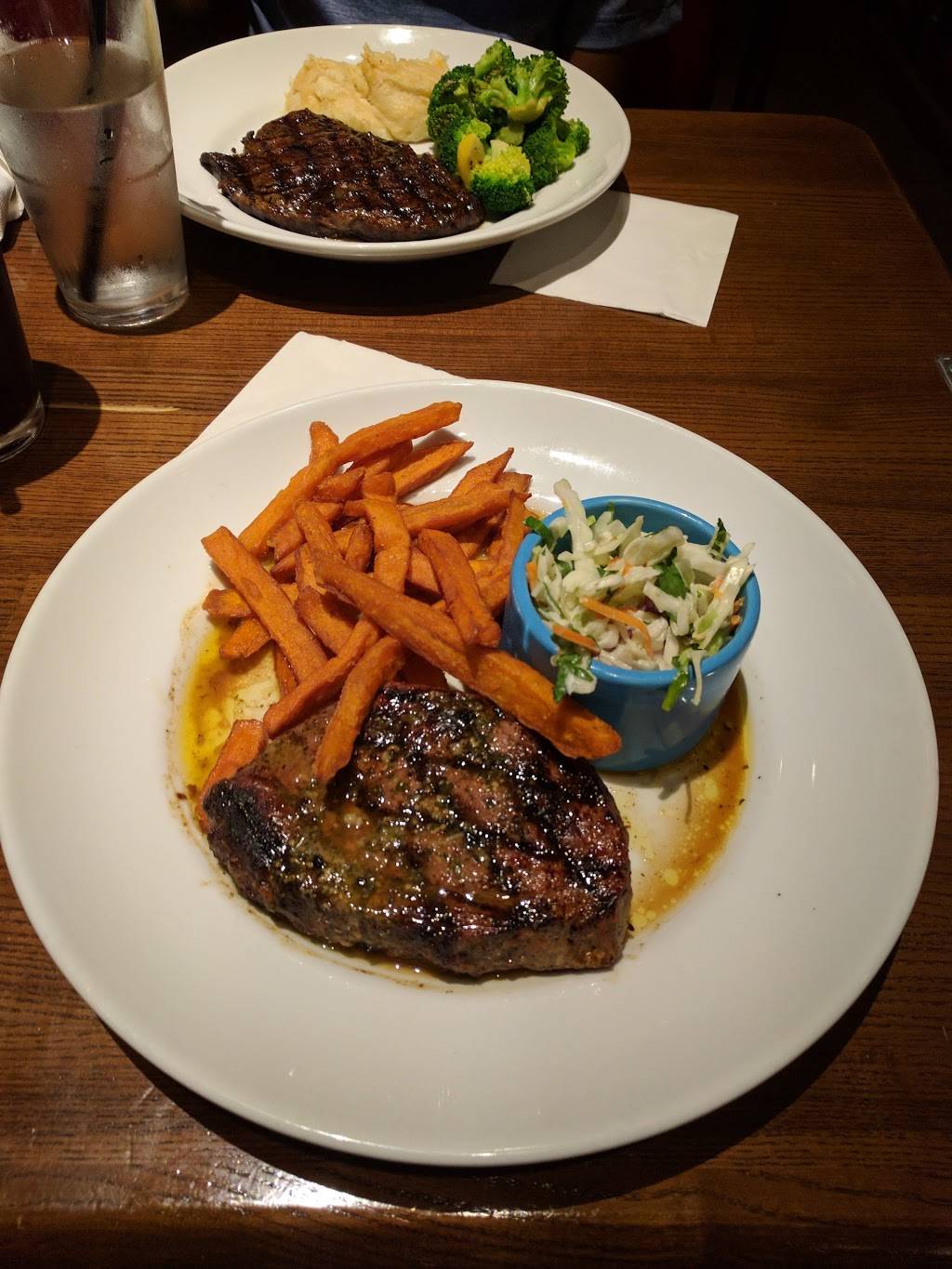 TGI Fridays | restaurant | 7655 Arundel Mills Blvd, Hanover, MD 21076, USA | 4103796762 OR +1 410-379-6762