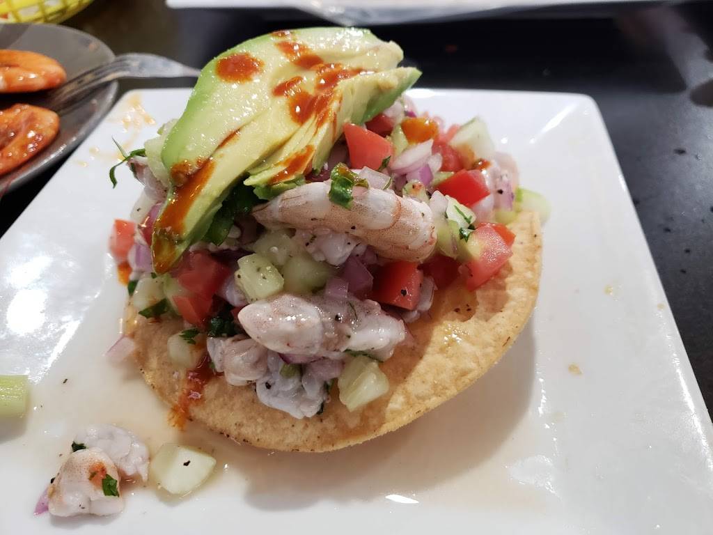 Mariscos Playa De Corales | restaurant | 640 W Chapman Ave, Placentia, CA 92870, USA | 7145282755 OR +1 714-528-2755
