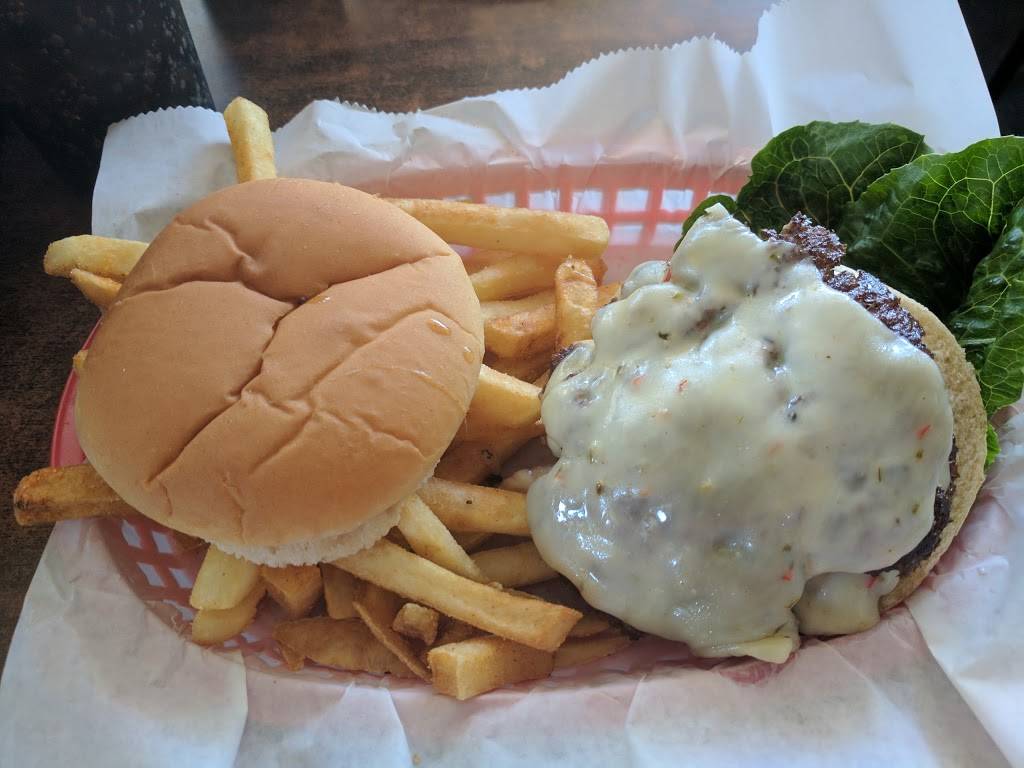 Brewe-Has | restaurant | 102 S Linden St, Normal, IL 61761, USA | 3094527393 OR +1 309-452-7393