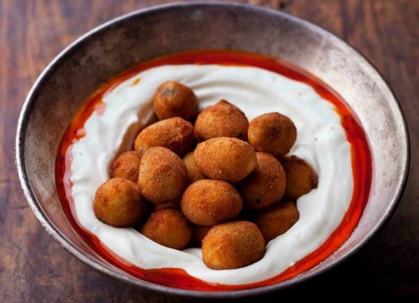 Balaboosta | restaurant | 611 Hudson St, New York, NY 10014, USA | 2123901545 OR +1 212-390-1545