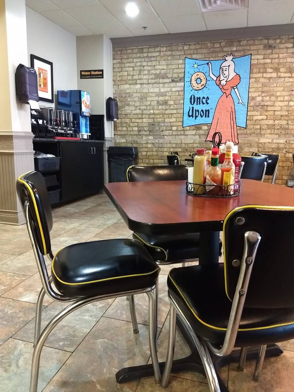 Once Upon A Bagel Winnetka | bakery | 1050 Gage St, Winnetka, IL 60093, USA | 8477841411 OR +1 847-784-1411