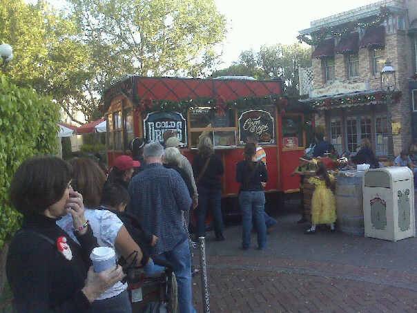 Little Red Wagon | restaurant | Anaheim, CA 92802, USA | 7147813463 OR +1 714-781-3463