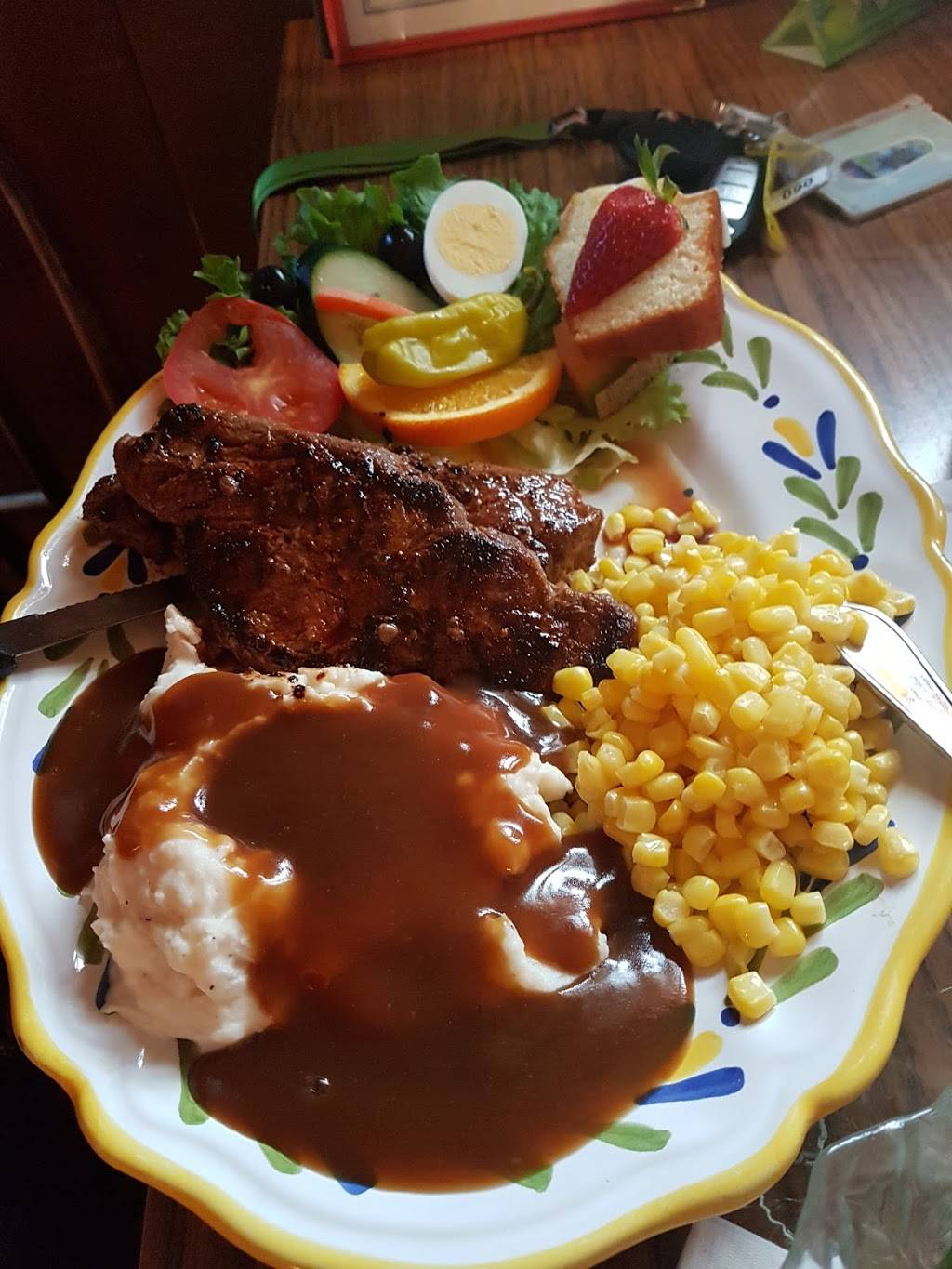 Airport Bar & Grill | restaurant | 6065 CA-49, Mariposa, CA 95338, USA | 2093778444 OR +1 209-377-8444