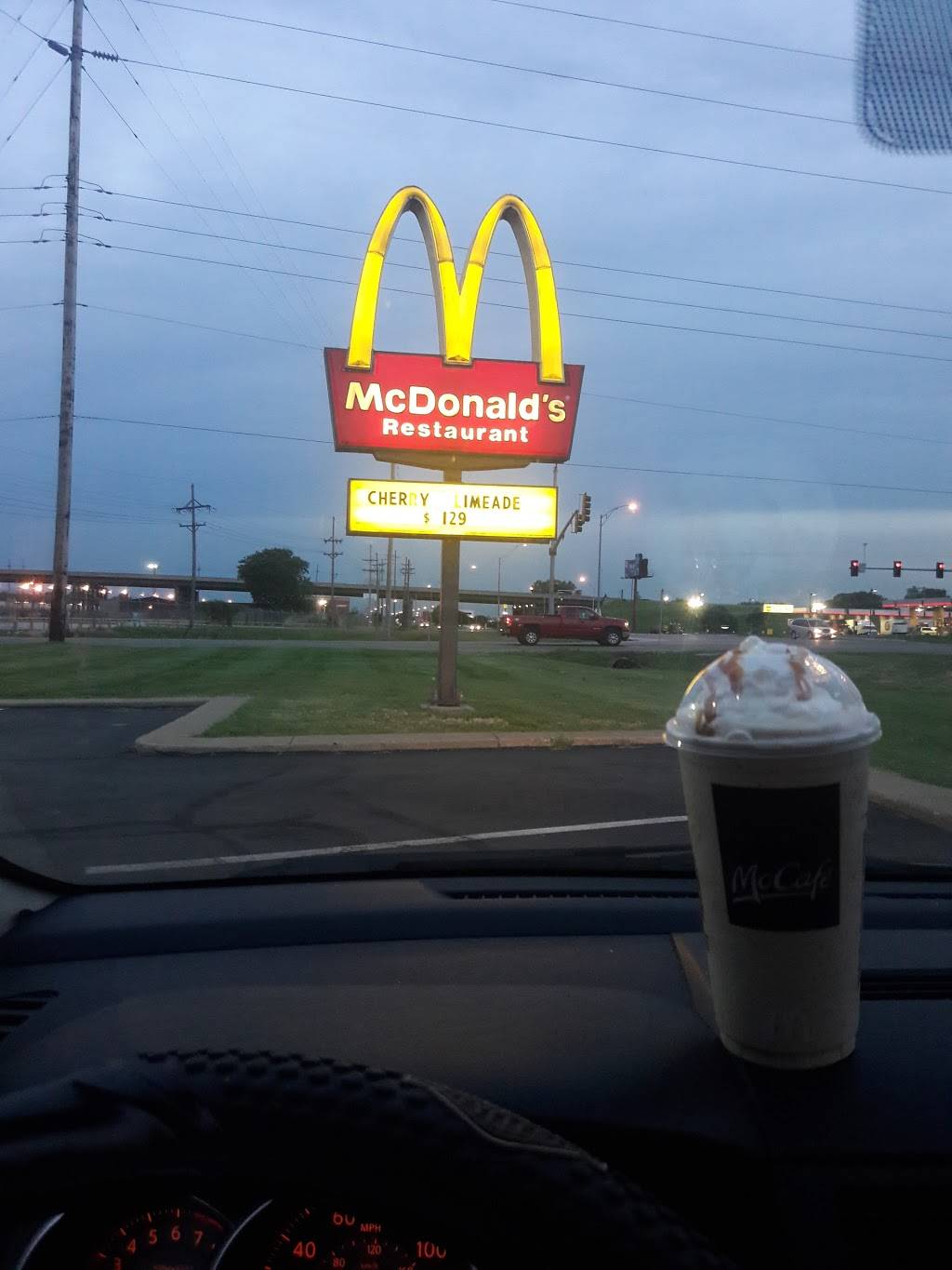 McDonalds | cafe | 4101 Kansas Ave, Kansas City, KS 66106, USA | 9132811312 OR +1 913-281-1312
