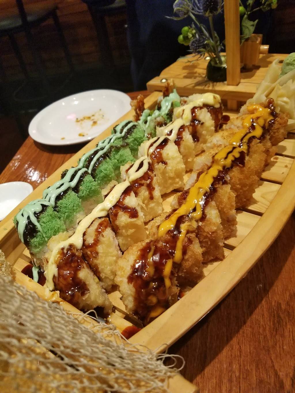 Fish Cheeks | restaurant | 6818 W North Ave, Wauwatosa, WI 53213, USA | 2629934800 OR +1 262-993-4800