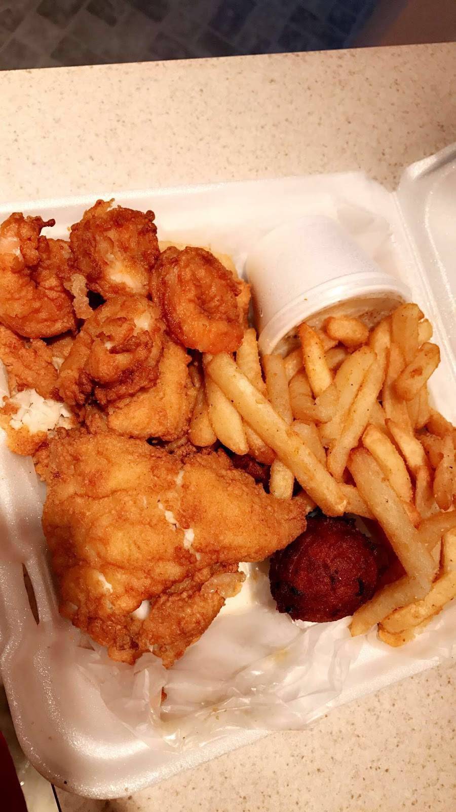 Seafood Kitchen | restaurant | 5072 Ferrell Pkwy #114, Virginia Beach, VA 23464, USA | 7574958585 OR +1 757-495-8585