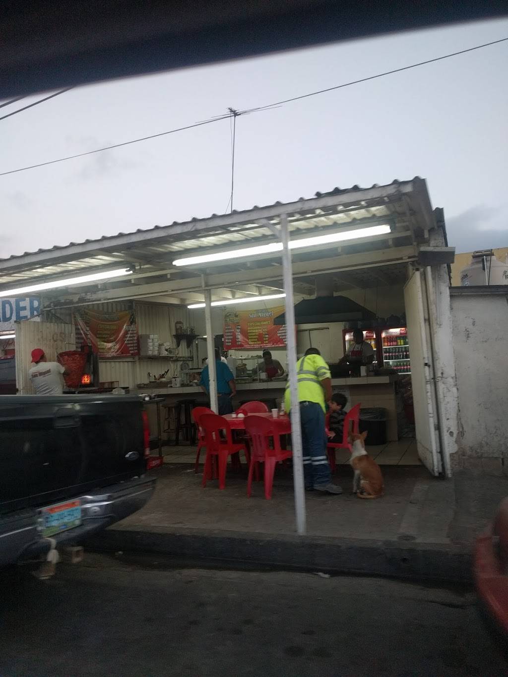Taquería San Miguel | restaurant | 22850, Calle Delante 2208, Carlos Pacheco 5, 22850 Ensenada, B.C., Mexico | 016461514319 OR +52 646 151 4319