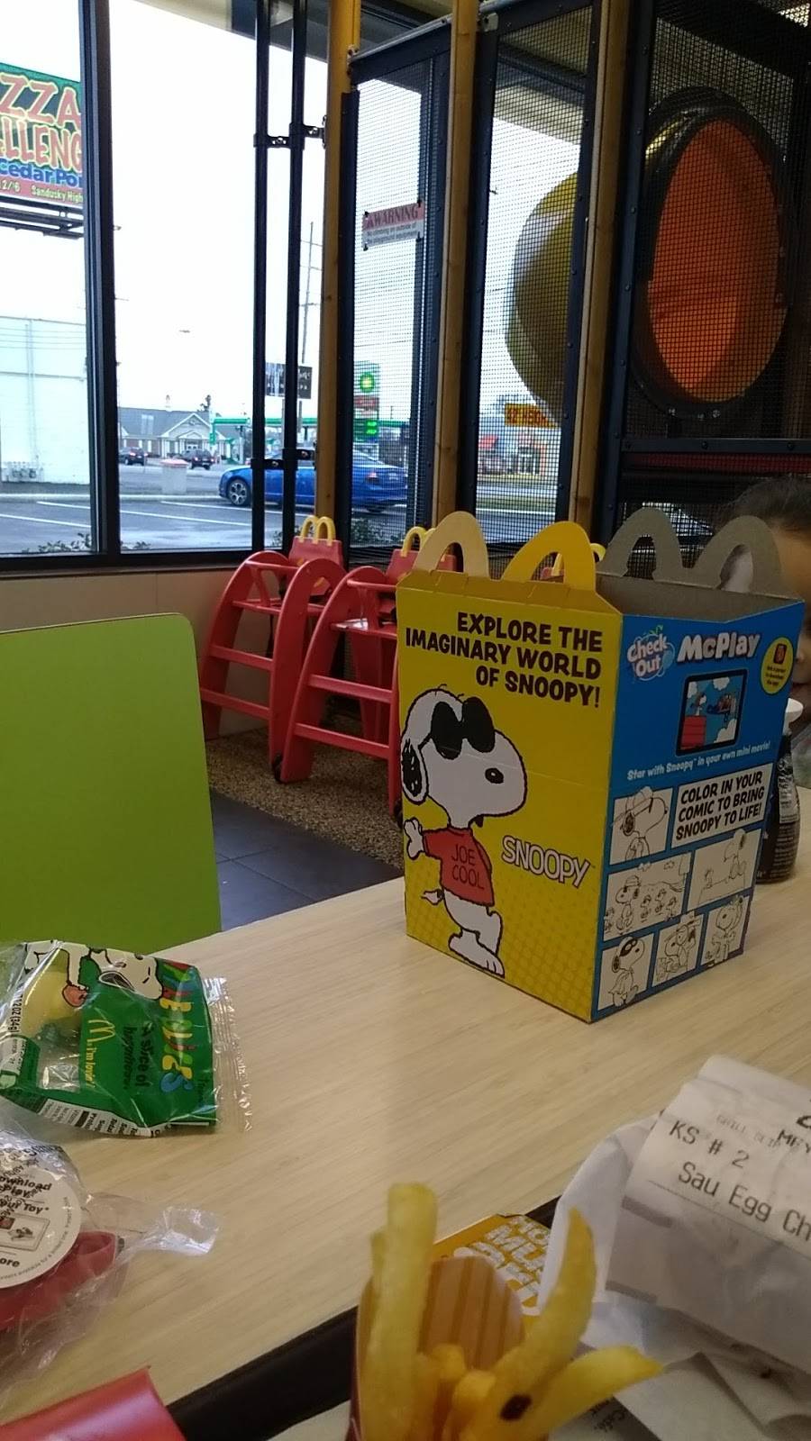 McDonalds | cafe | 908 W Perkins Ave, Sandusky, OH 44870, USA | 4196241709 OR +1 419-624-1709